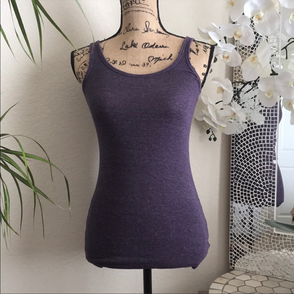 A.N.D eawy purple tank top. No Rips no